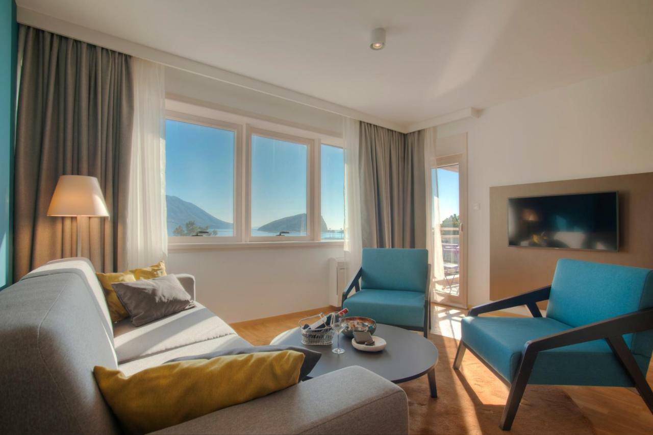 Fontana Hotel & Gastronomy Будва Экстерьер фото
